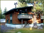 Chateau Sans Nom downtown close to all, large 4 bedroom, 3 bath sleeps 10