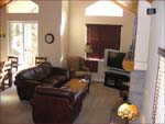 Gateway condo for rent Main Street location sleeps 9