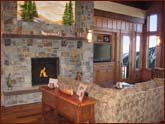 Large family ski home vacation rentals located in the Mammoth Bluffs minutes from Mammoth Mountain Ski Resort...