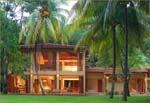 Large descreet beach house on the coast of Malpais, 5 bedroom 4.5 bath sleeps 10-12.