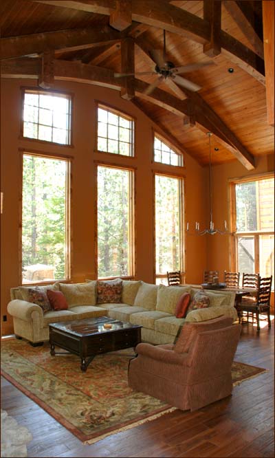 Large 3500 square foot luxury home for rent in Mammoth, two levels plus loft sleeps up to 12.