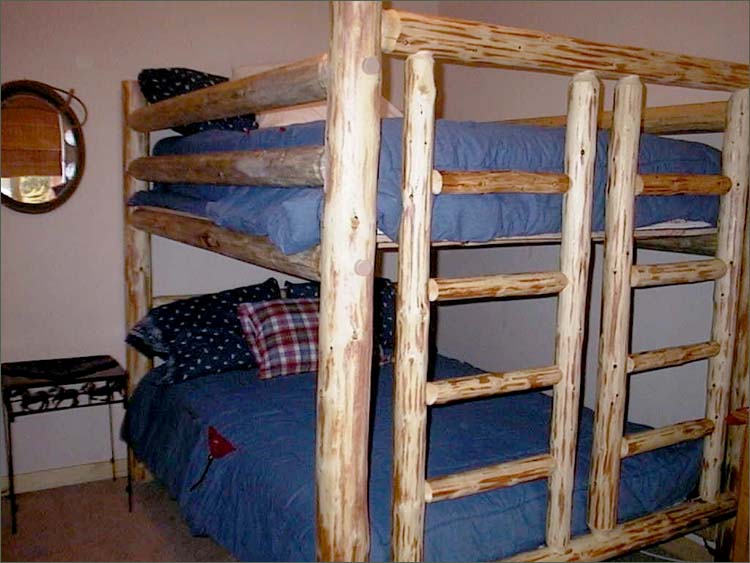 Great Buckaroo Bunk Room, with extra TV and games... wonderful fun space for the kids.