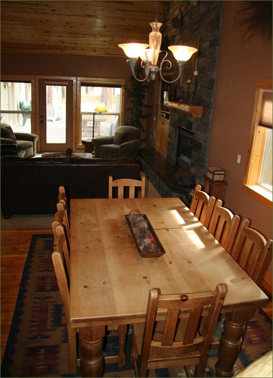 Plenty of seating for entertaining a large group of visitors!