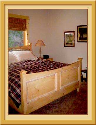 The Golfing Suite, Sunriver's Many Golf Courses all within minutes from this huge Sun River vacation rentals home in Central Oregon