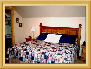 Beautifully furnished with warm blankets and firm, new mattresses this is truely an excutive vacation home for rent in Sunriver, OR.