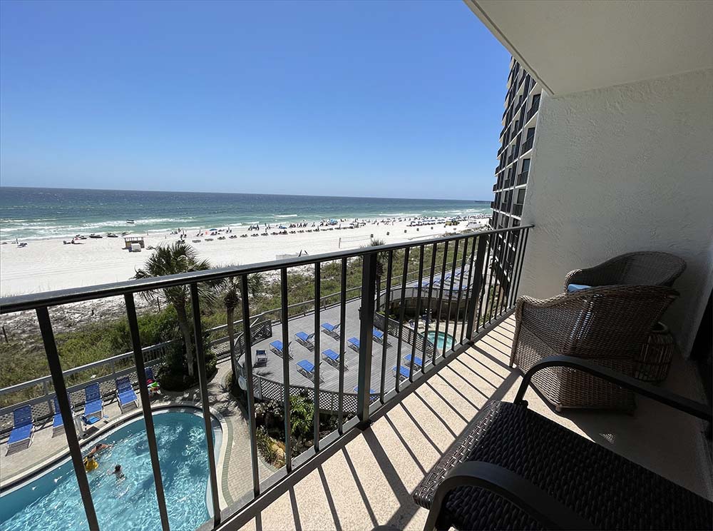 Edgewater beachfront condo for rent by private owner, Panama City Beach, FL.