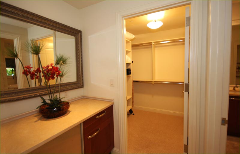 The master bedroom includes an enormous walk in closet with plenty of room for vacation dressing while on the islands.