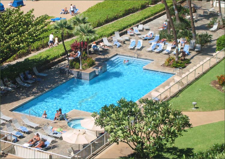 Maui Hawaii, Whaler beachfront resort swimming pool.