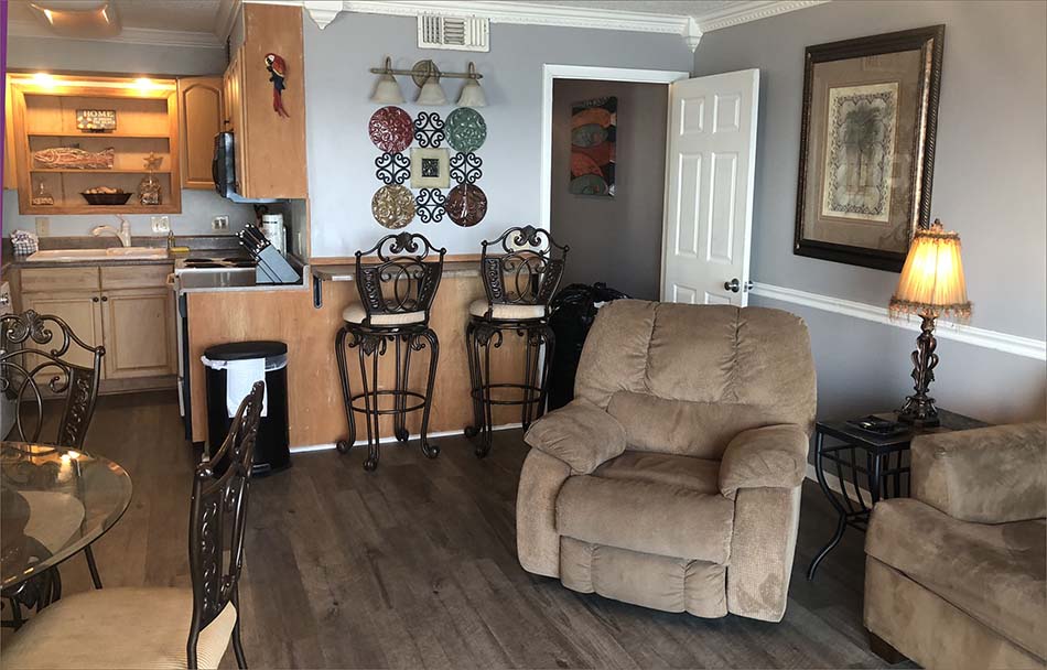 Summit Beach condo features added seating with a breakfast bar