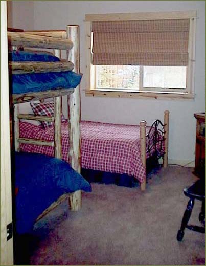 Bunkroom with LED with DVD and VHS player
.