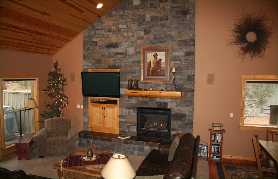 Extra large, 2,600 square feet, Mt Bachelor Sunriver vacation rentals home 