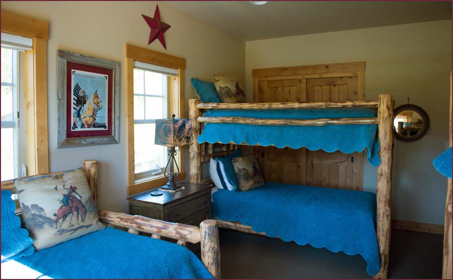 Ideal for kids and singles large bunk room with private bathroom